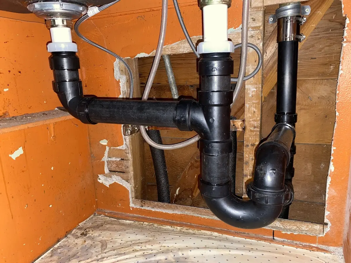 Professional Pipe Bursting equipment and tools on the job in Lennox